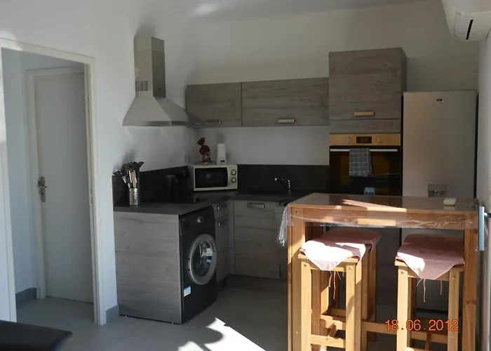 N3 Maison T2 Climatise * Ajaccio (Corsica)