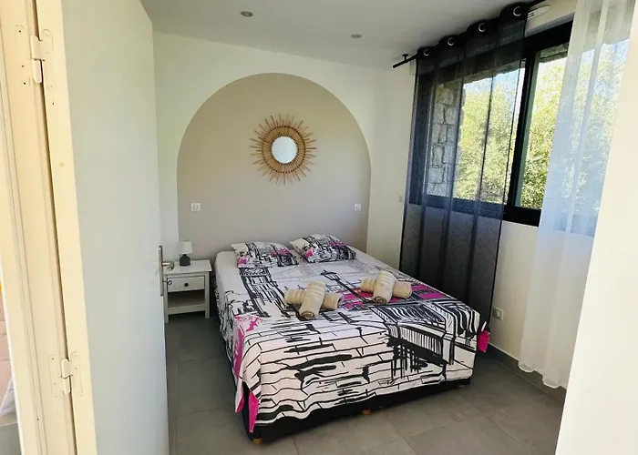 N3 Maison T2 Climatise Ajaccio (Corsica)